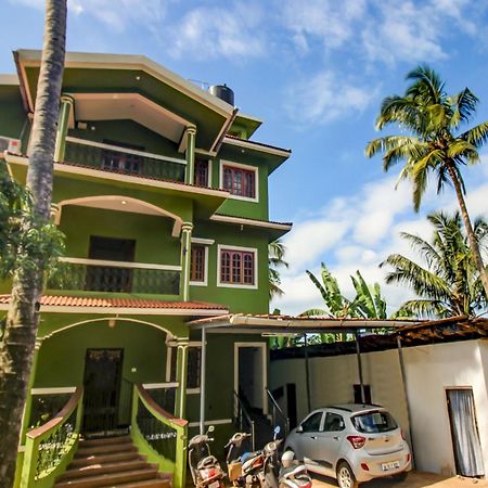 Super Hotel O Pradeep Guest House Near Baga Beach ภายนอก รูปภาพ