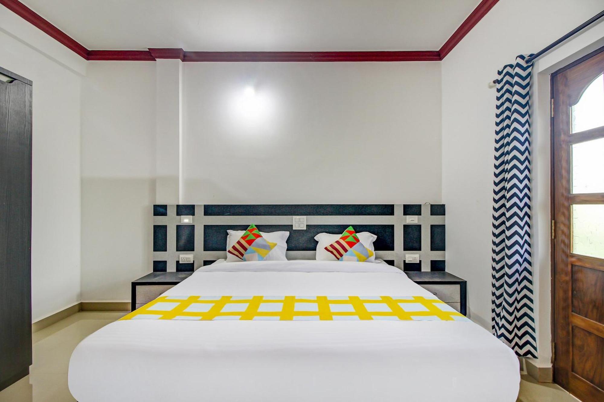Super Hotel O Pradeep Guest House Near Baga Beach ภายนอก รูปภาพ